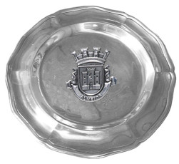 Salva 18 cm com brasão